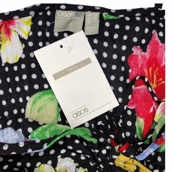 ASOS Design Black Floral Print polka Dot Jumpsuit - Picture 8 of 9
